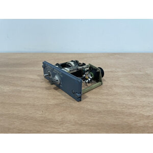 111VU FLOOD LIGHT PANEL P/N: D9251504600000 S/N: PB10249