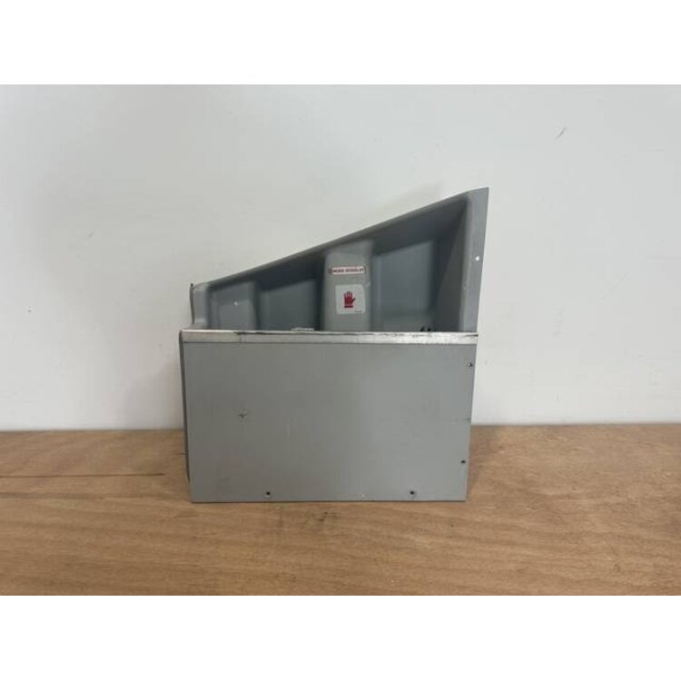 AFT STOWAGE PANEL LH P/N: 232A1602-4 S/N: SI24117005