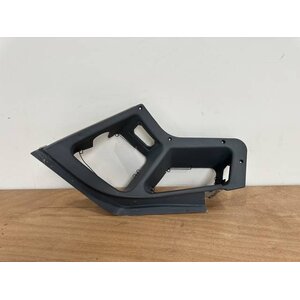 EYEBROW PANEL RH P/N: 232A1420-22 S/N: SI24110002