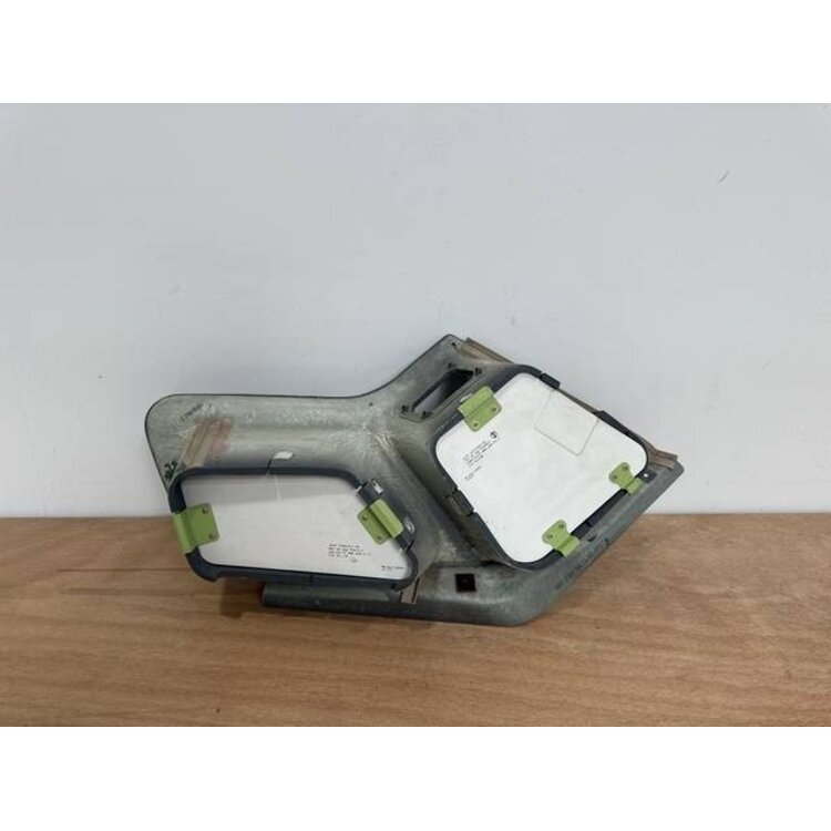 EYEBROW PANEL RH P/N: 232A1420-22 S/N: SI24110004