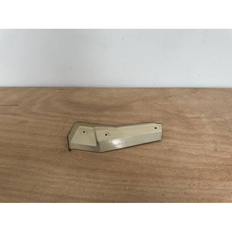 FWD OVERHEAD LINER LH P/N: 232A1531-15 S/N: SI24108001