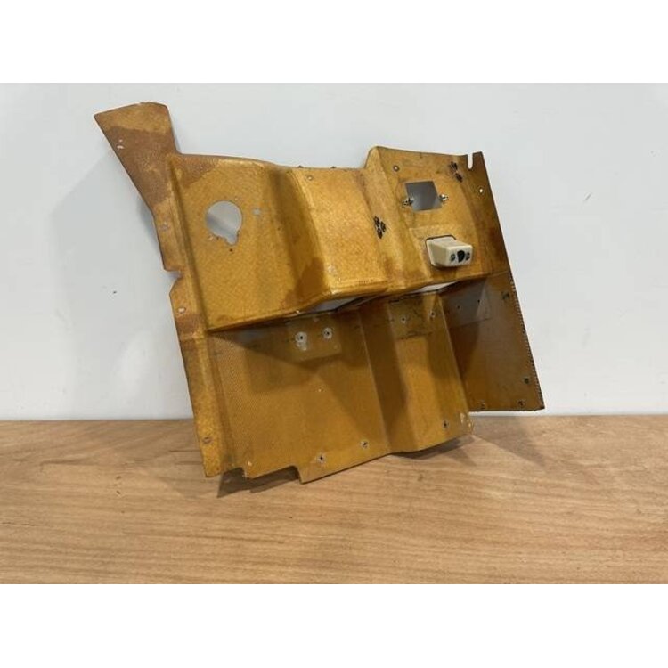 FWD PANEL LH P/N: 233A1601-17 S/N: SI24114002