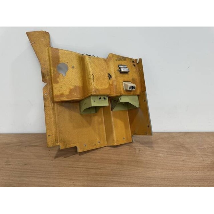 FWD PANEL LH P/N: 233A1601-17 S/N: SI24114003