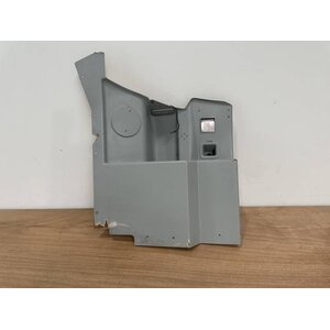 FWD PANEL RH P/N: 232A1601-18 S/N: SI2421003