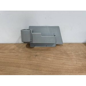 THROTTLE QUADRANT LOWER PANEL RH S/N SI2433002