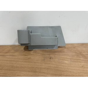 THROTTLE QUADRANT LOWER PANEL RH S/N SI2433003