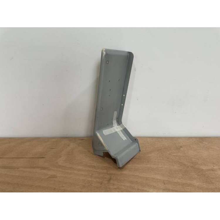 THROTTLE QUADRANT MIP COVER PANEL LH P/N: 232A1631-7 S/N: SI2432003