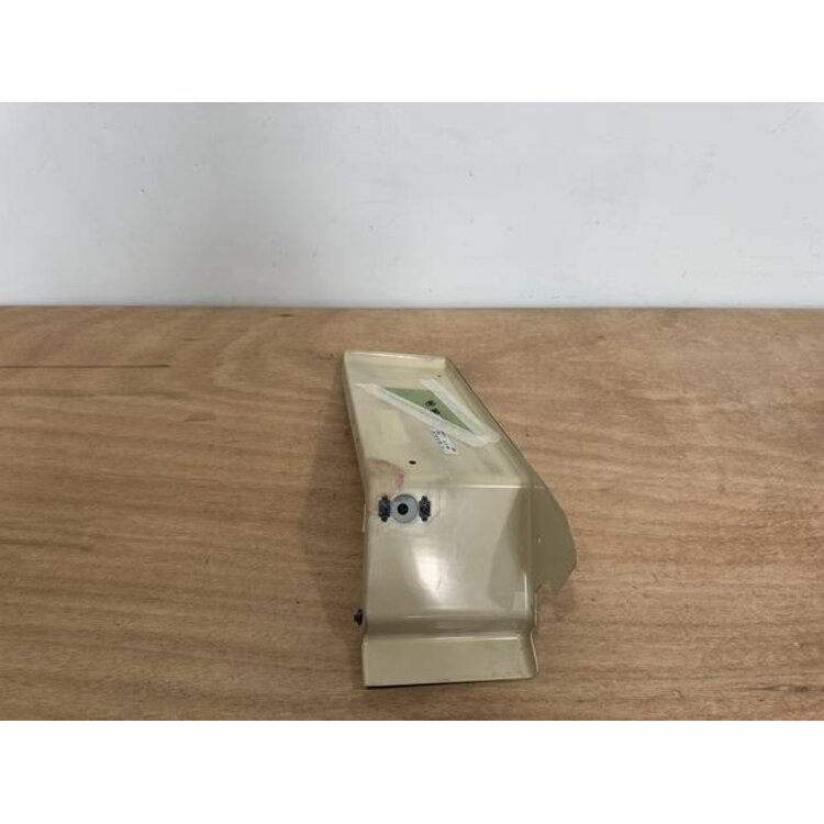 THROTTLE QUADRANT MIP COVER PANEL LH P/N: 232A1631-7 S/N: SI2432003