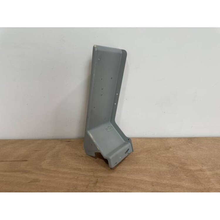 THROTTLE QUADRANT MIP COVER PANEL LH P/N: 232A1631-7 S/N: SI2432005