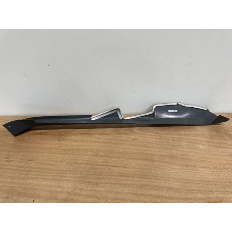 TRACK LINER LH P/N: 232A1521-23 S/N: SI24119001