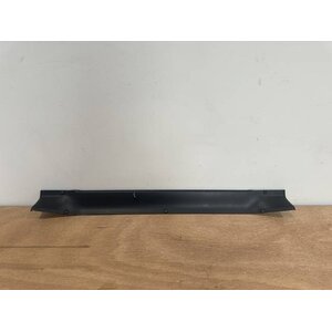 UNDERLINING CTR P/N: 233A8301-9 S/N: SI2428002