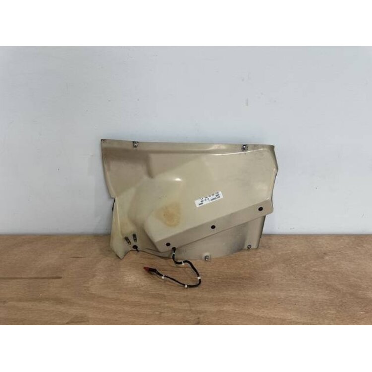 UNDERLINING LH P/N: 233A8301-1 S/N: SI2427003