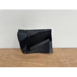 UNDERLINING RH P/N: 233A8301-2 S/N: SI2429002