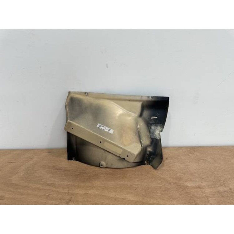 UNDERLINING RH P/N: 233A8301-2 S/N: SI2429002