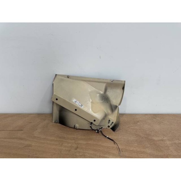 UNDERLINING RH P/N: 233A8301-2 S/N: SI2429003