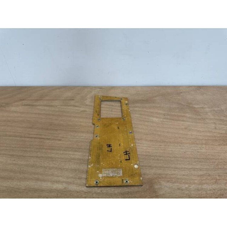 VENTILATION PANEL LH P/N: 232A1603-5 S/N: SI24116003