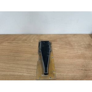 VENTILATION PANEL LH P/N: 232A1603-5 S/N: SI24116007