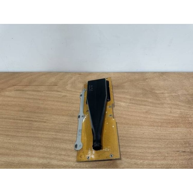 VENTILATION PANEL RH P/N: 232A1603-6 S/N: SI2422004