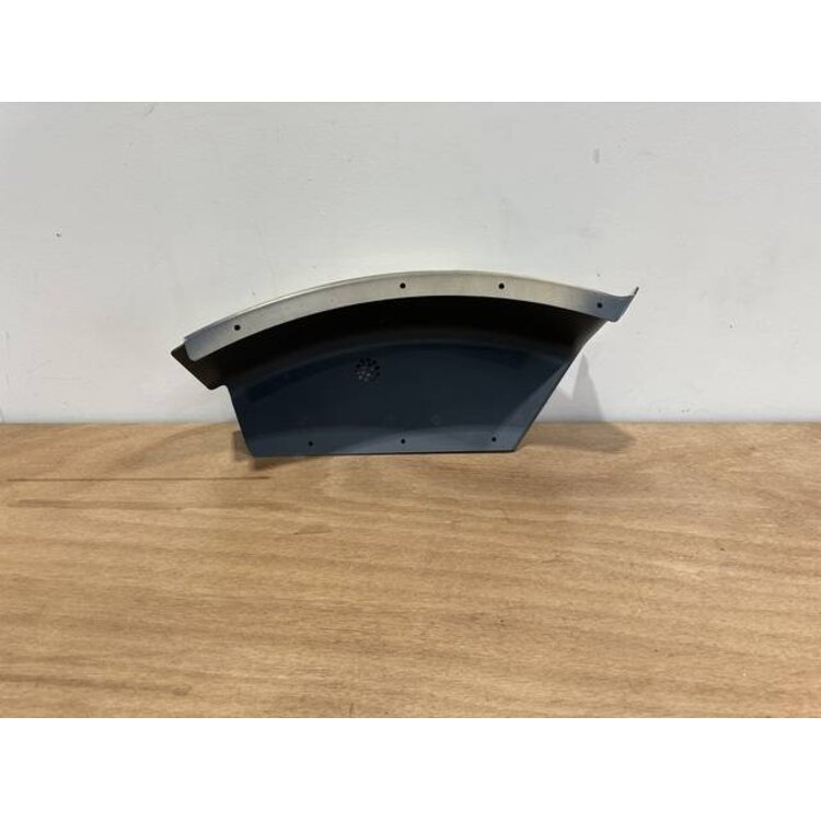 RUDDER PEDALS UPPER COVER LH P/N: 233A2319-1 S/N: SI2442002