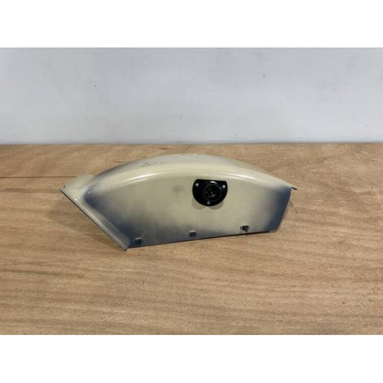 RUDDER PEDALS UPPER COVER LH P/N: 233A2319-1 S/N: SI2442002