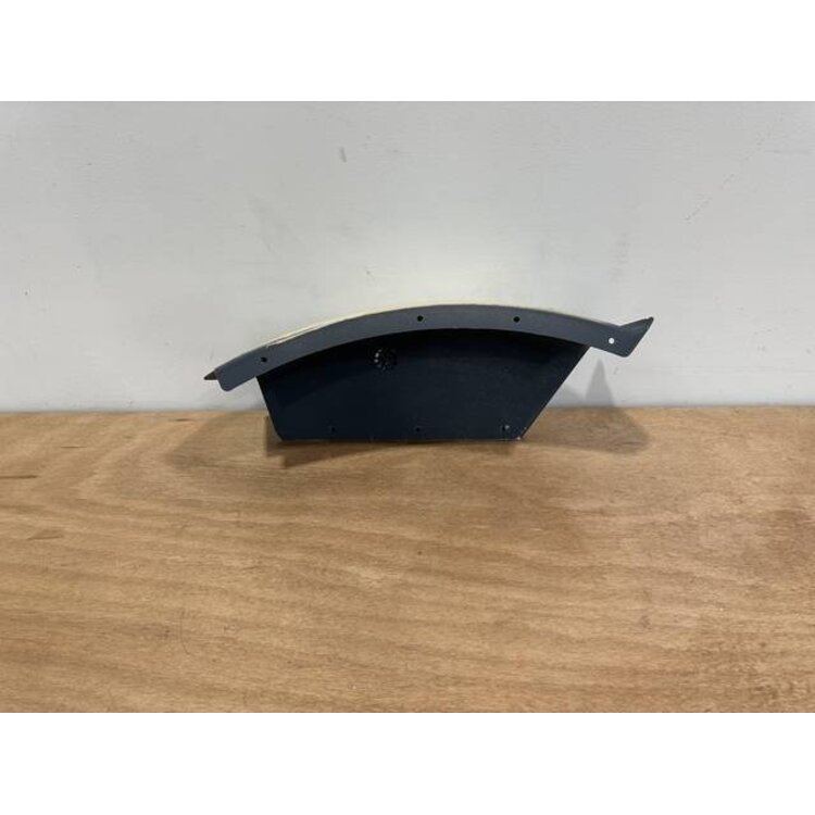 RUDDER PEDALS UPPER COVER LH P/N: 233A2319-1 S/N: SI2442004