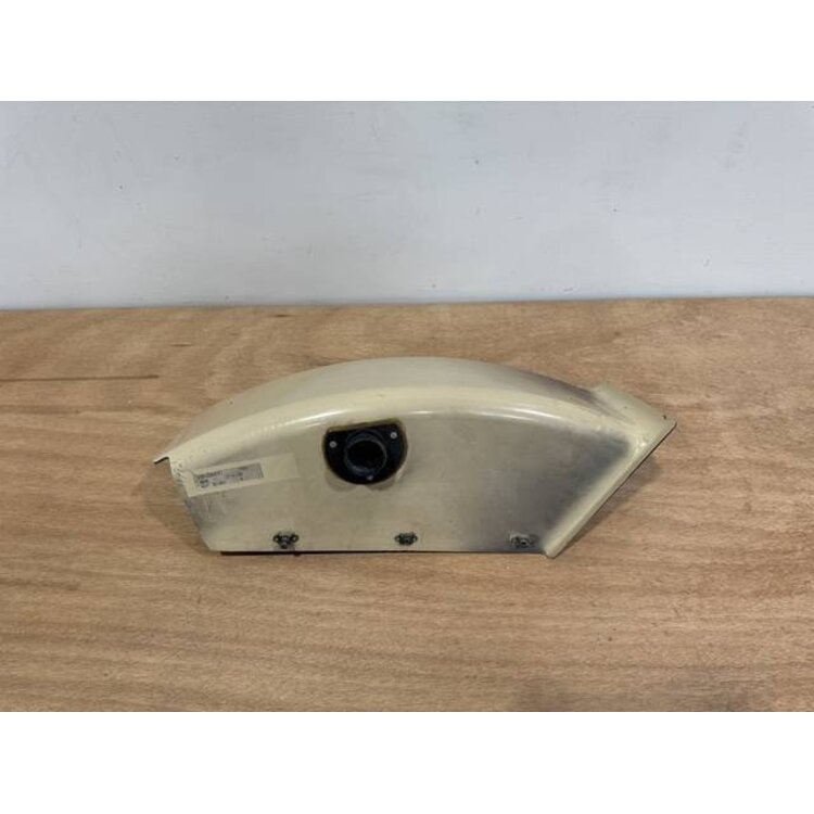 RUDDER PEDALS UPPER COVER RH P/N: 233A2319-1 S/N: SI2443001