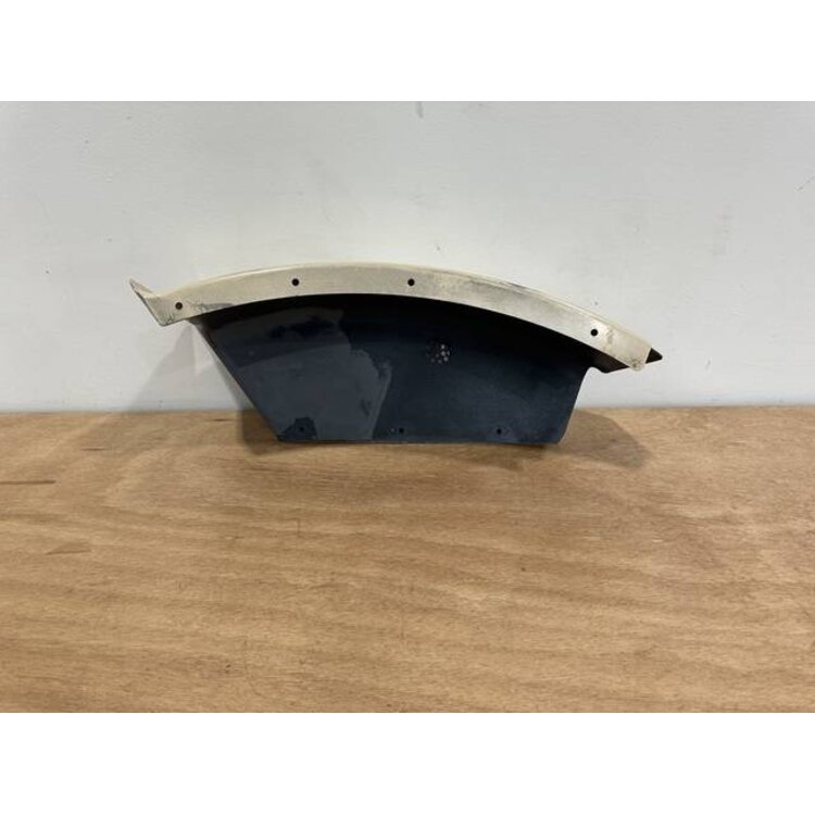 RUDDER PEDALS UPPER COVER RH P/N: 233A2319-1 S/N: SI2443004