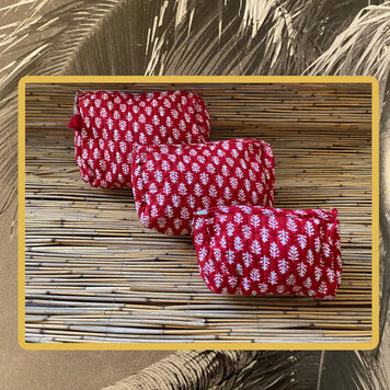 Red floral all purpose bag set Red floral all purpose bag set