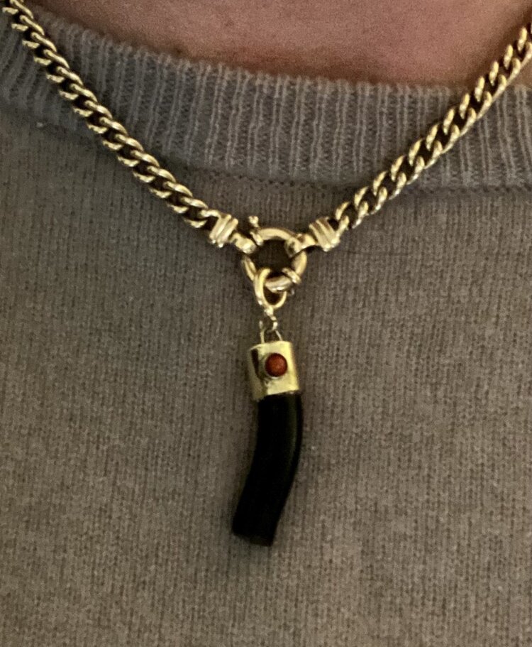 Black coral tube connector