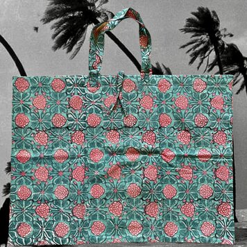 Large green pink floral beach bag Large green pink floral beach bag