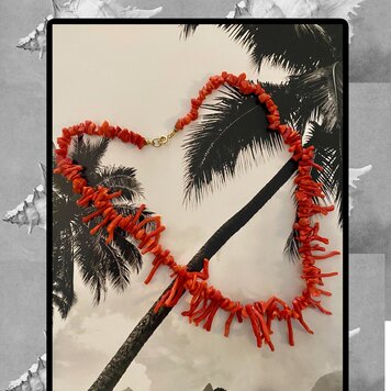 Coral branch necklace 14 crt lock