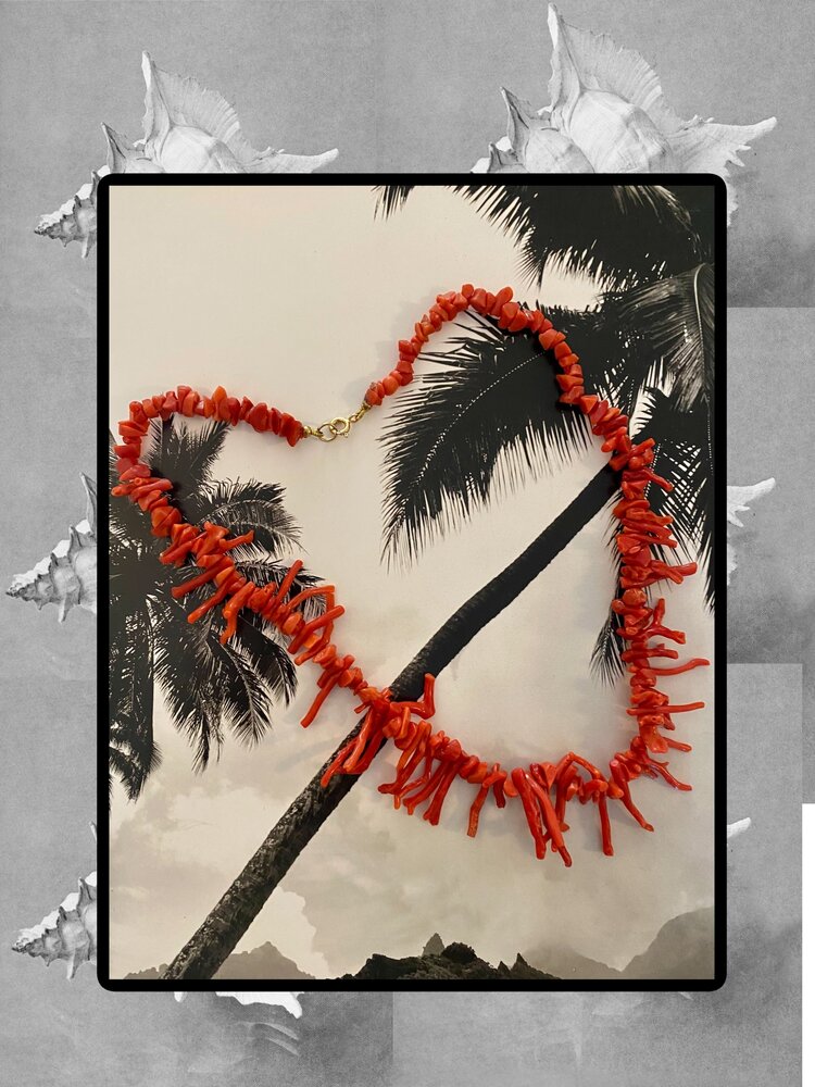 Coral branch necklace 14 crt lock