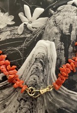Coral branch necklace musqueton lock 14 crt