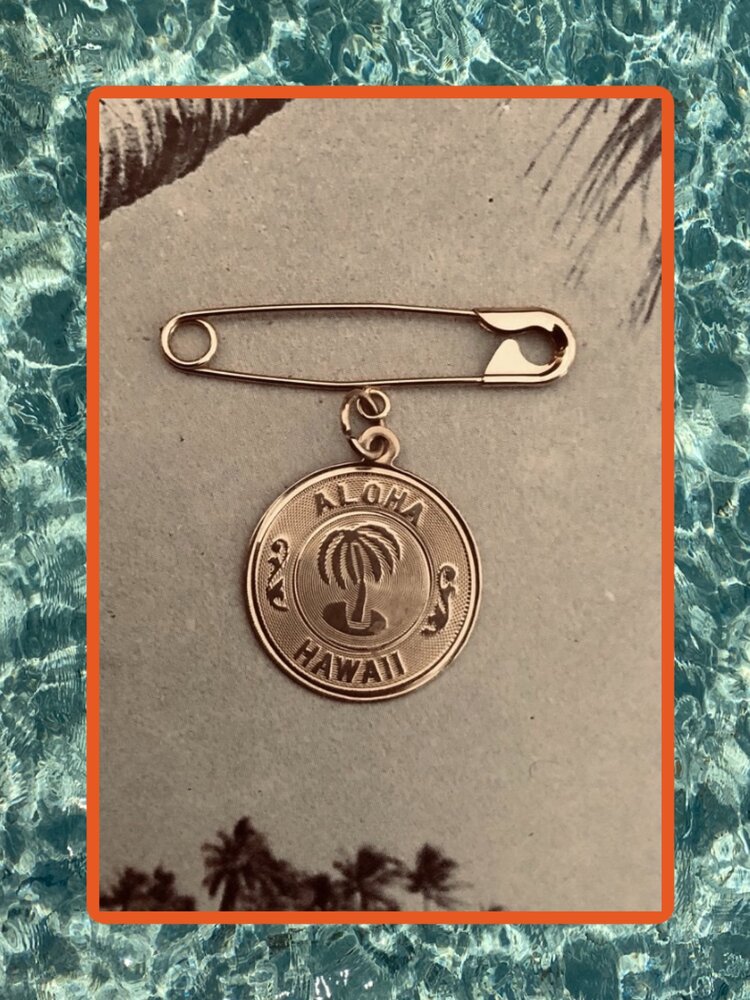 Aloha safety pin
