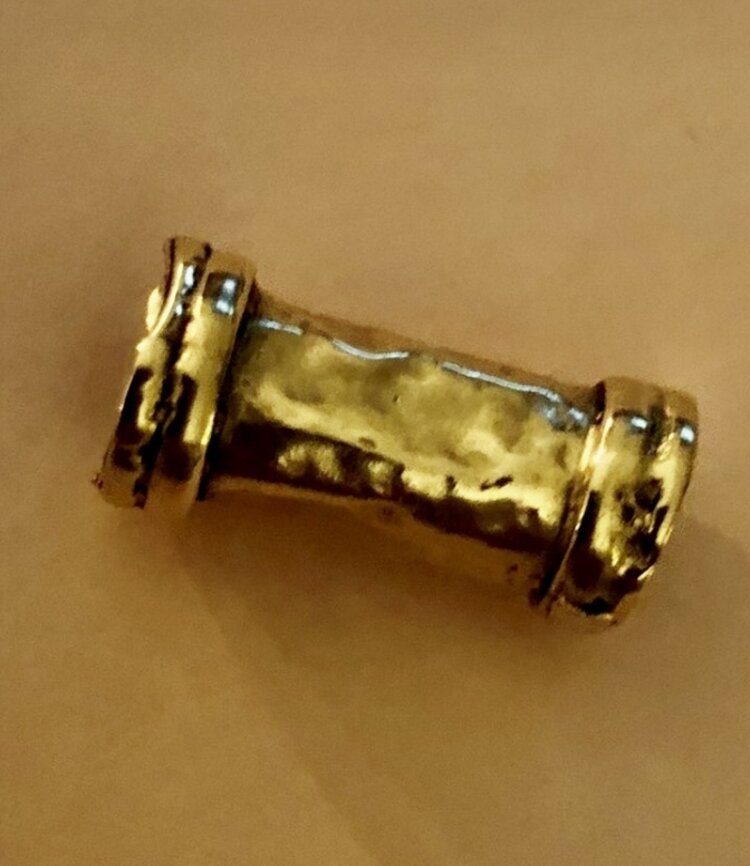 Busty bead tube massive 14 crt gold