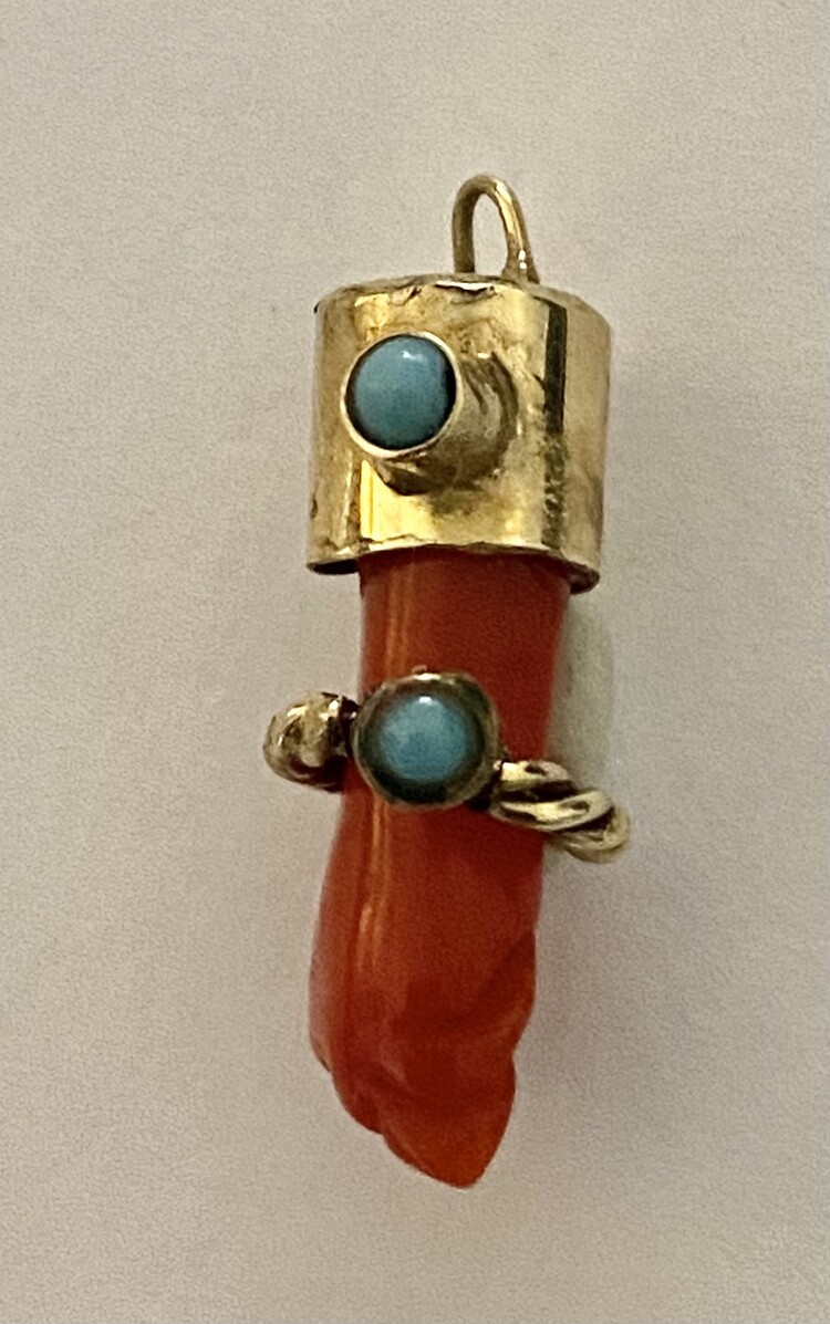 Coral Figa with bracelet 14 crt