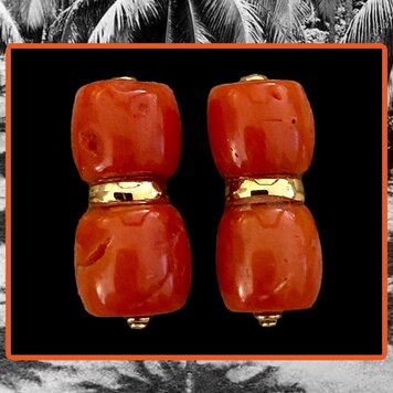 Meditteranien red coral  studs 18 crt