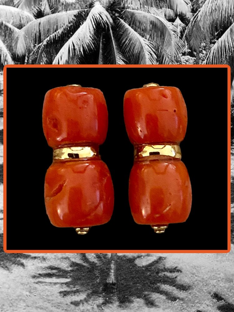 Meditteranien red coral  studs 18 crt