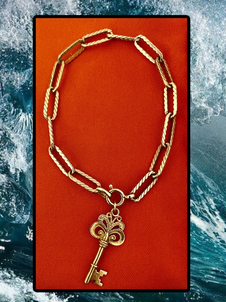 Key to my heart armband