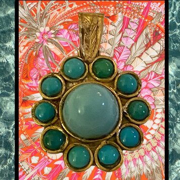 Turquoise floral charm from Rajasthan India 18 crt