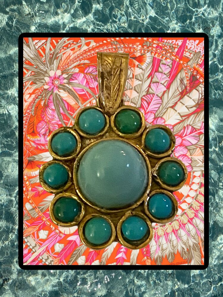 Turquoise floral charm from Rajasthan India 18 crt