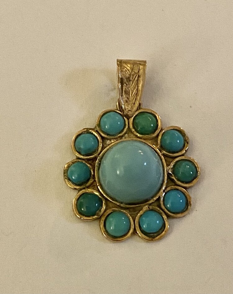 Turquoise floral charm from Rajasthan India 18 crt