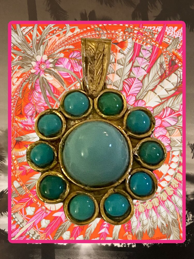 Turquoise floral charm from Rajasthan India 18 crt