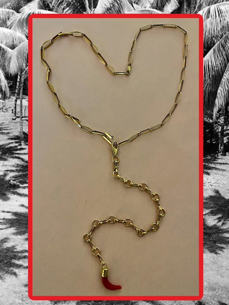 Hot connection pimento necklace 14 crt