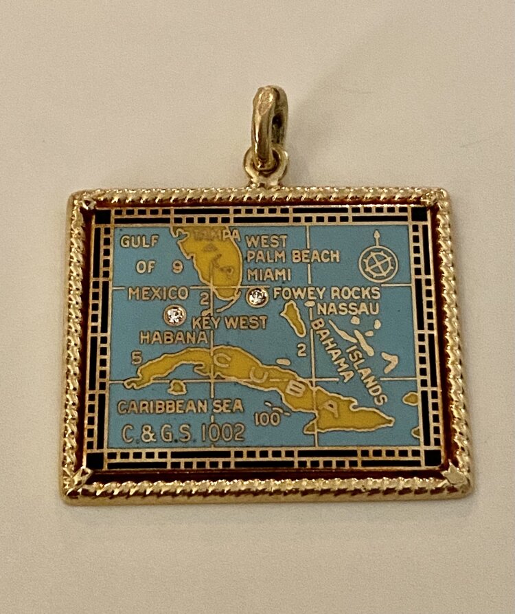 Caribbean map charm diamonds 14 crt