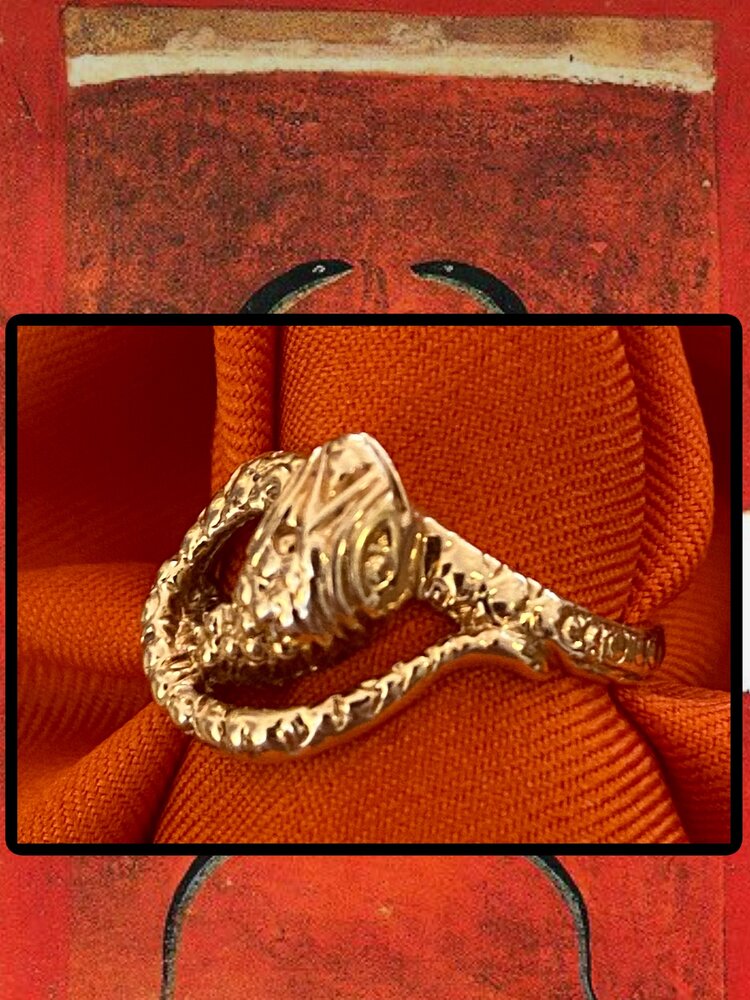 Snake ring massive 14 crt gold