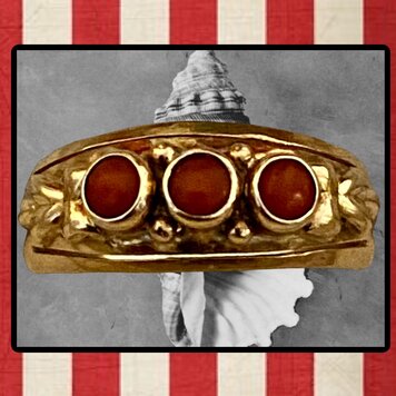 Triple Coral band ring 14 crt