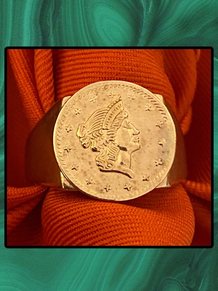 Liberty square coin ring massive 14 crt