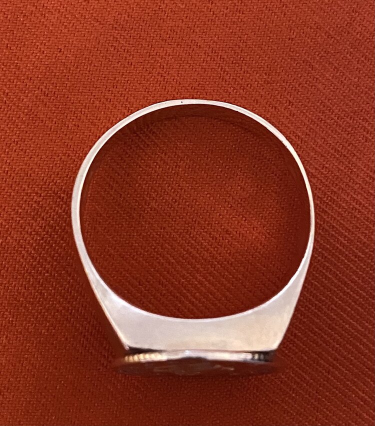 Liberty square coin ring massive 14 crt