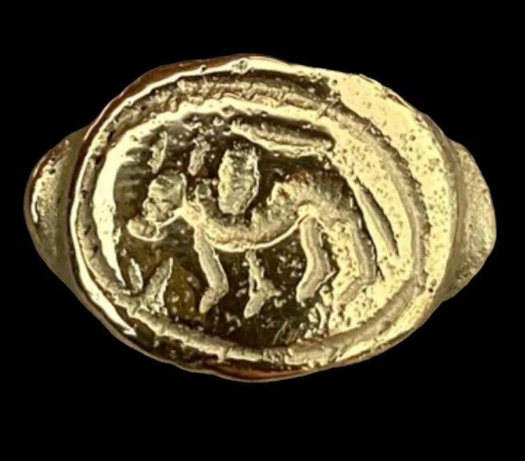 Old round Assyrian inspired Ox ring